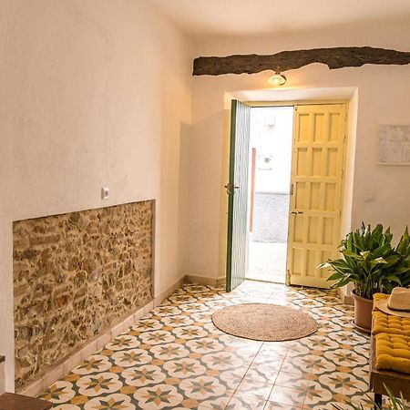 Casa Rural La Artistica, Alojamiento Y Arte Fuenteheridos Luaran gambar