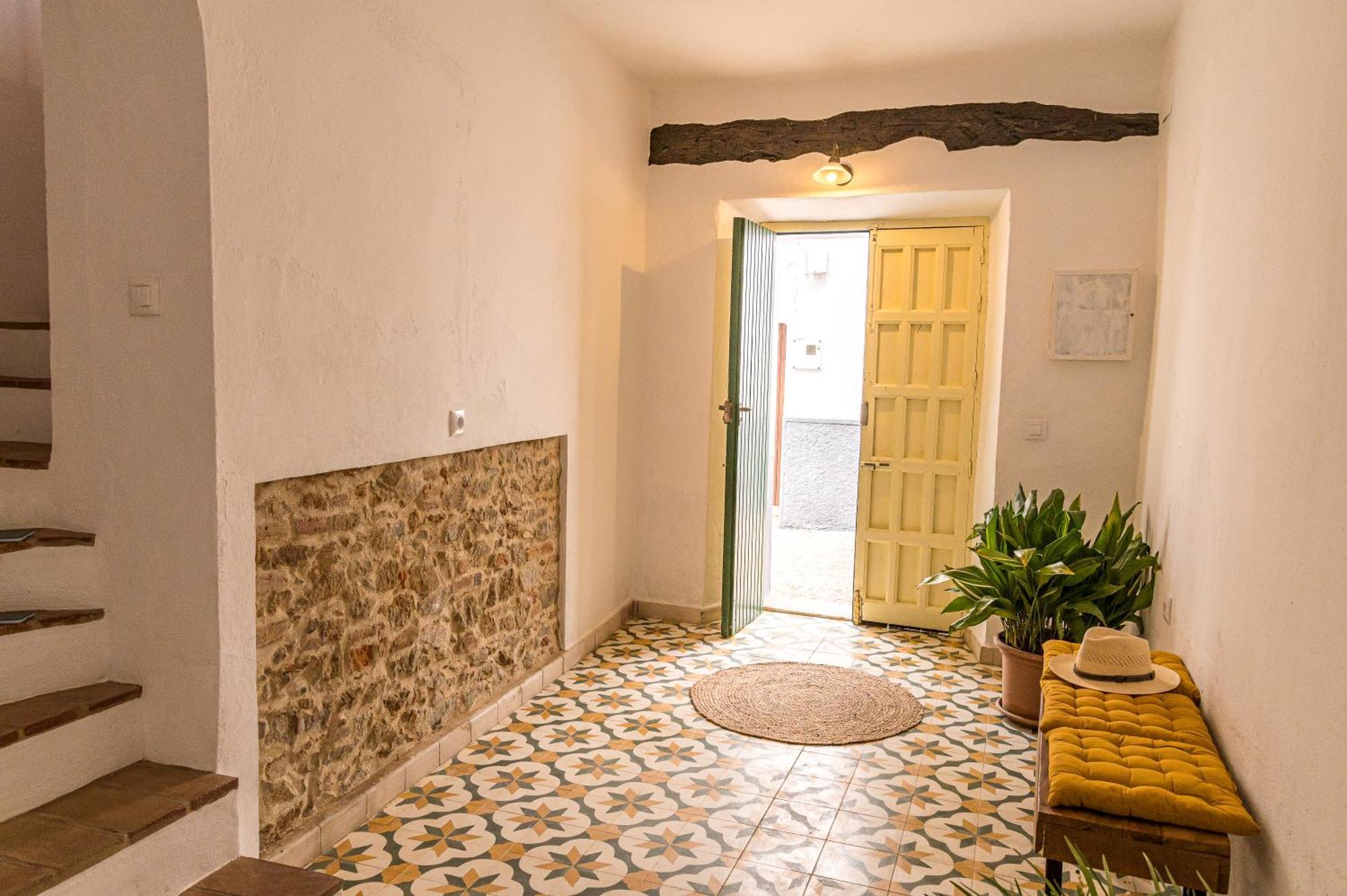 Casa Rural La Artistica, Alojamiento Y Arte Fuenteheridos Luaran gambar